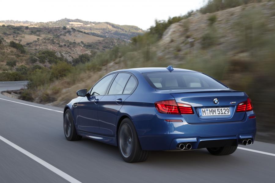  BMW M5 2011 года  (фото 130 из 344)